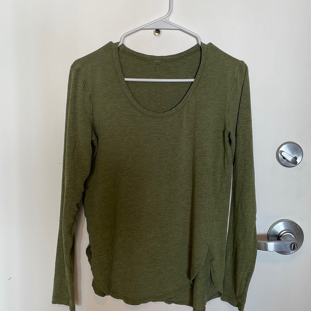 Lululemon Long Sleeve Tee